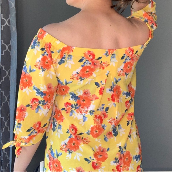 Status Grassley off shoulder blouse yellow floral - Picture 6 of 16